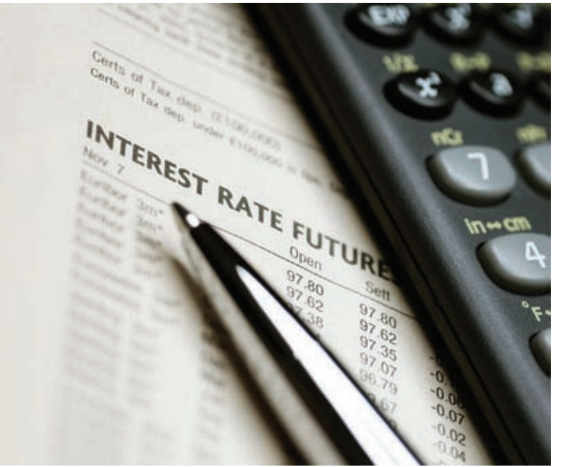 Visual depiction of hedging instruments such as forward contracts, illustrating how they are used to mitigate exchange rate risk.